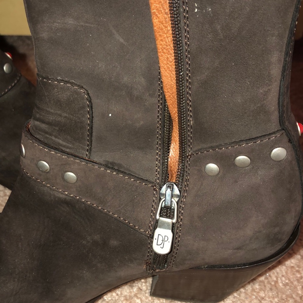 Suede Boot With Studs Matching Purse - image 8